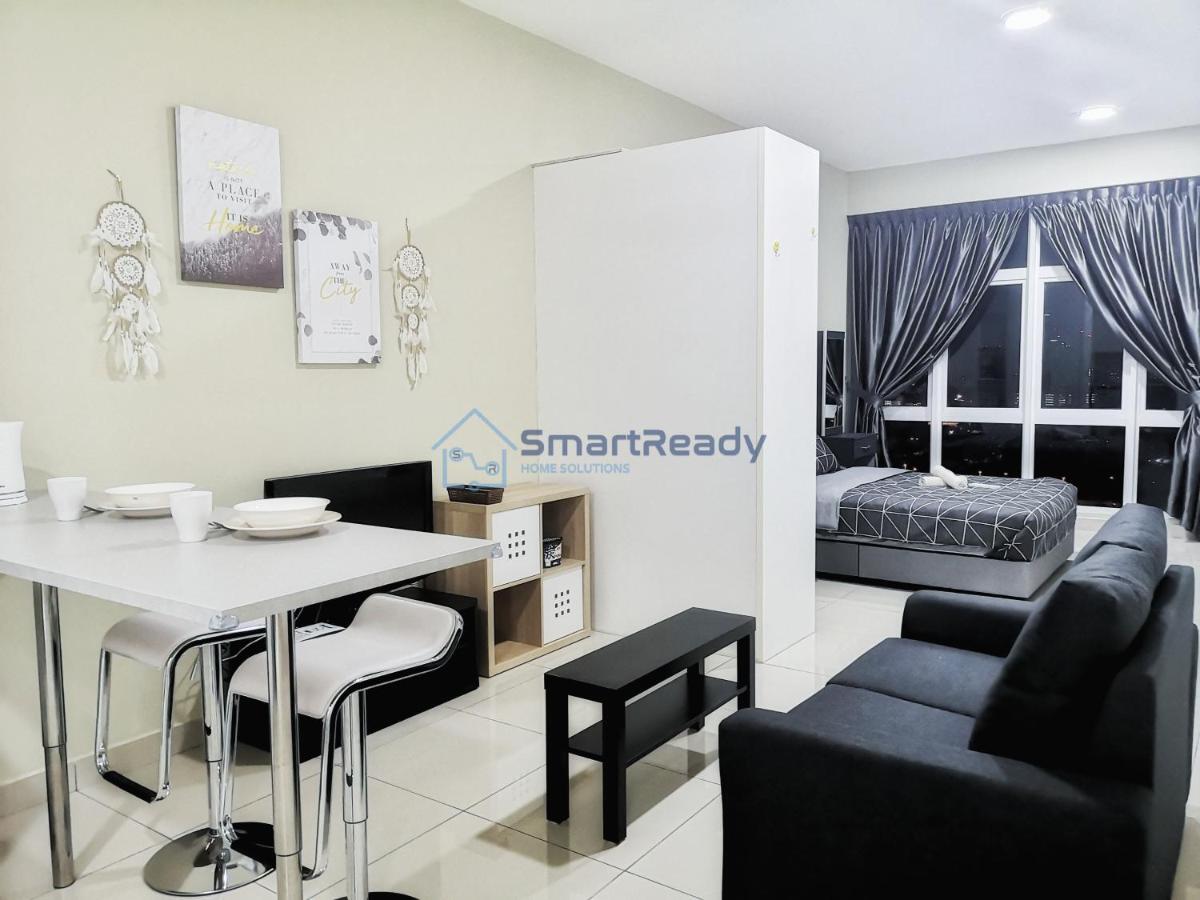 Twin Galaxy Suites By Sr Home Johor Bahru Zewnętrze zdjęcie